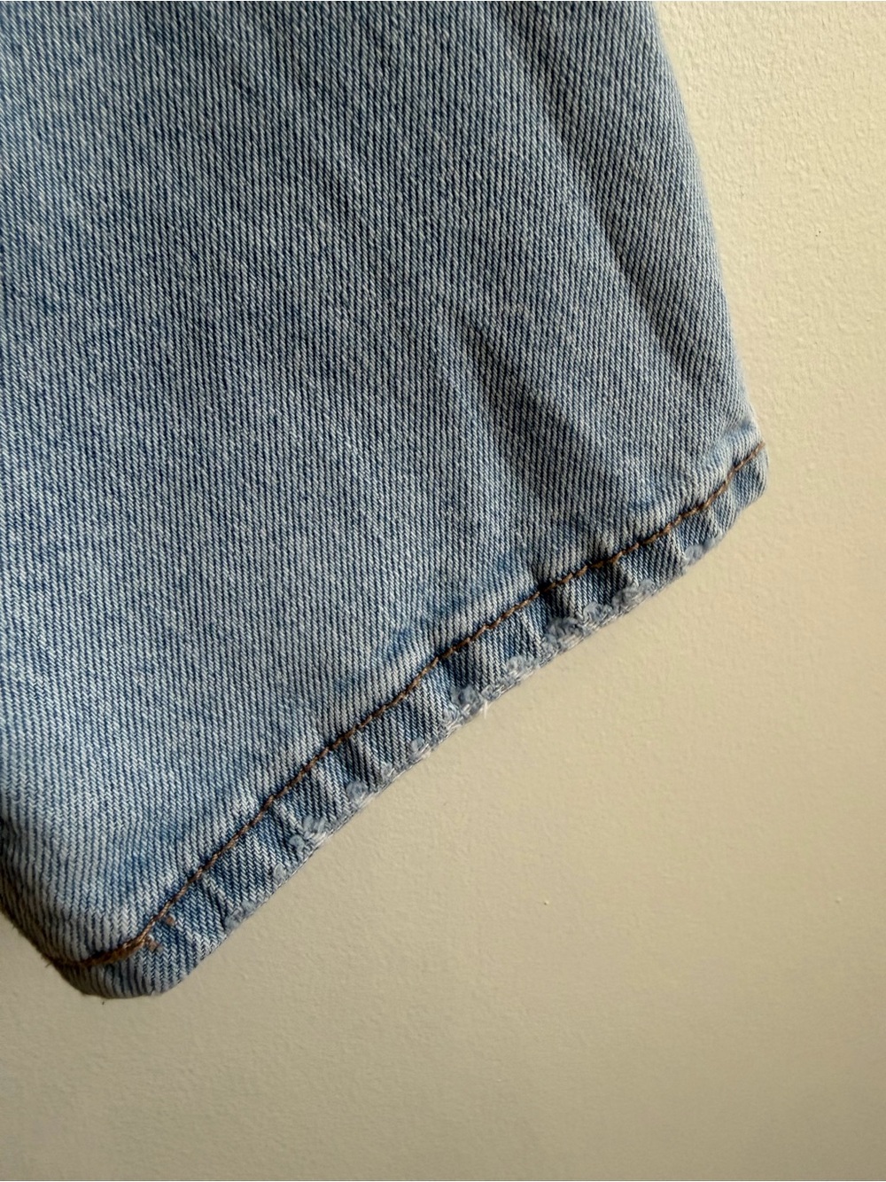 American Eagle Outfitters Light Blue Denim Jeans - Picture 10 of 10